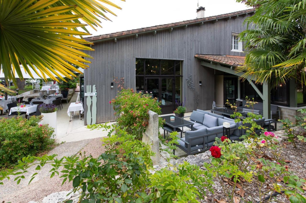 Logis Hotel Restaurant L'Essille Bassac Exterior photo